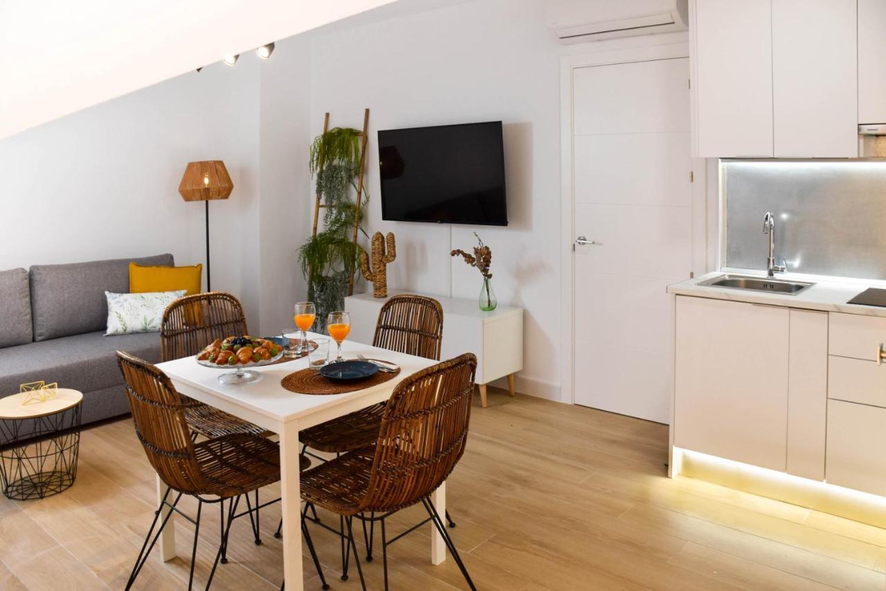 Holidays2Malaga Trinidad Renovated 1 Bedroom Penthouse Close To City Center 외부 사진